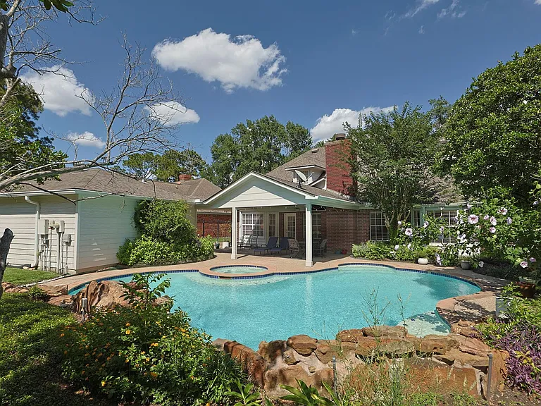 7435 River Garden Dr — Photo 33