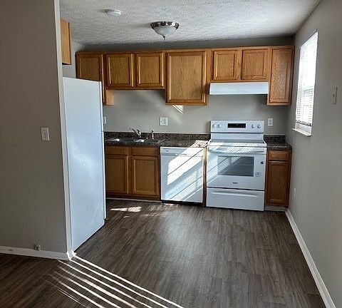 2nd image of 6665 Centennial Dr