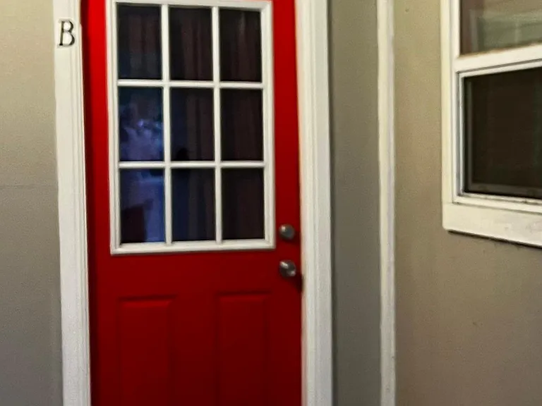 1115 Taulbee Ln #B — Photo 1