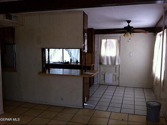 3rd image of 908 Marlow Rd