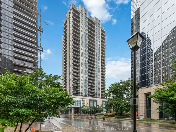 505 Talbot St #809, London, ON N6A 2S6