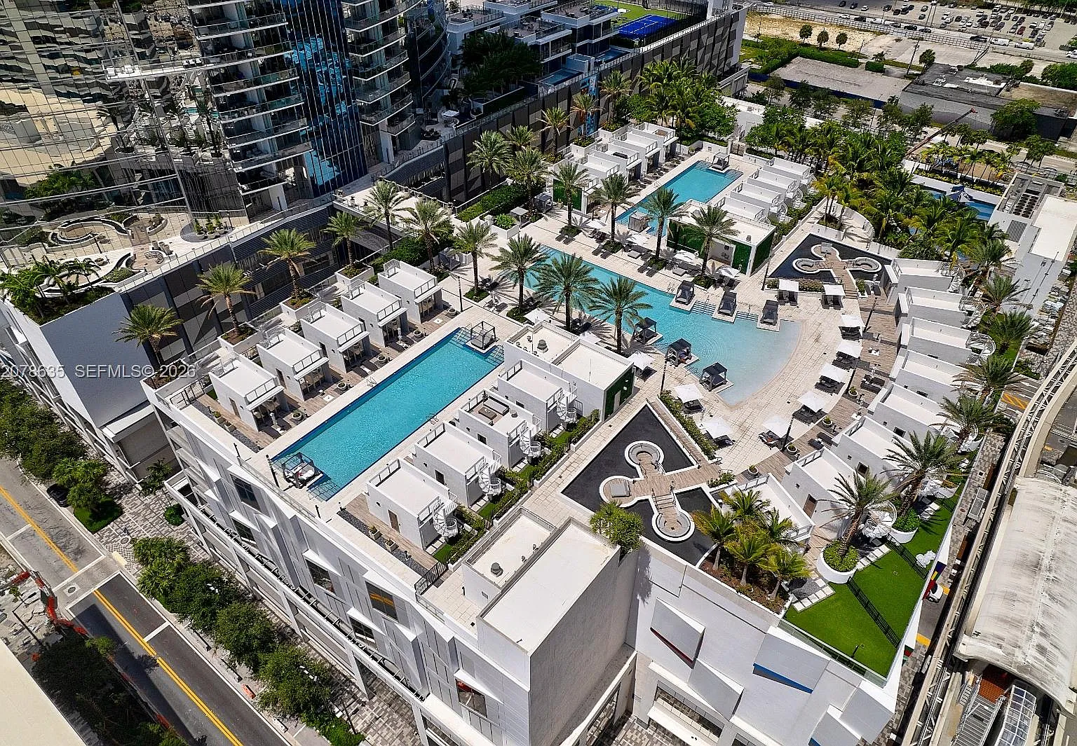 Paramount Miami Worldcent — Photo 4