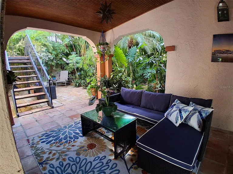 451 Woodland Dr — Photo 26