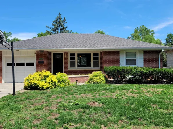 4240 C St, Lincoln, NE 68510