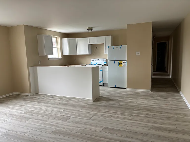 307 S 4th Ave #12 — Photo 3