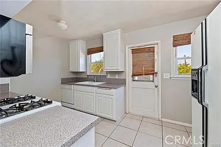 823 Filbert St — Photo 13