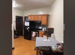 121 Park Dr APT 22, Boston, MA 02215