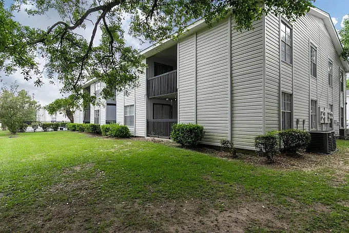 Tillman Park Apartments — Photo 2