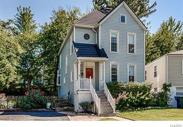 1st image of 2328 Esther Ave