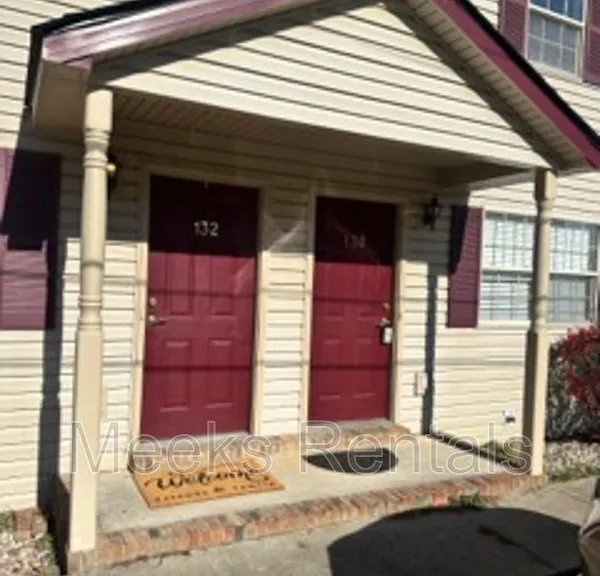 140 Mount Vernon Ln #COLONIAL 140 — Photo 2