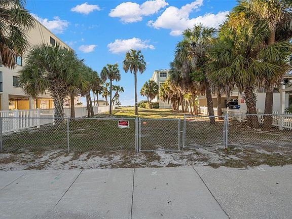 5th image of 1306 Gulf Blvd #8