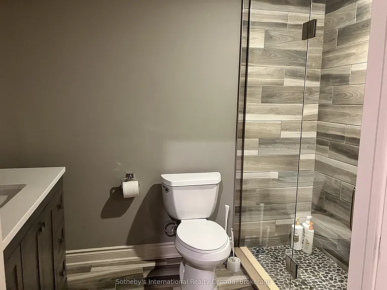 103 Barton Blvd — Photo 30