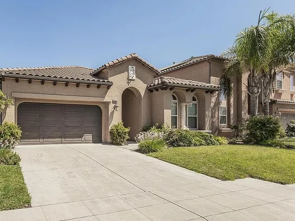 6936 W Wrenwood Ln, Fresno, CA 93723