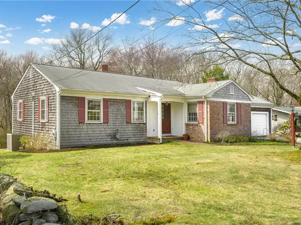 20 Barden Ln, Warren, RI 02885