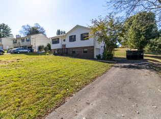 1817 Sedgewick Dr, Knoxville, TN 37922