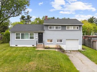 5911 Charnwood Rd, Catonsville, MD 21228