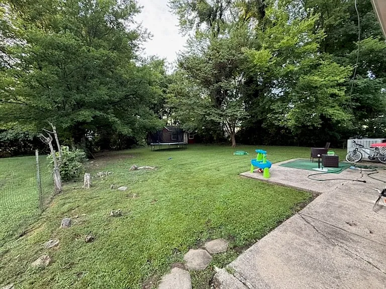 1216 Murray St — Photo 13