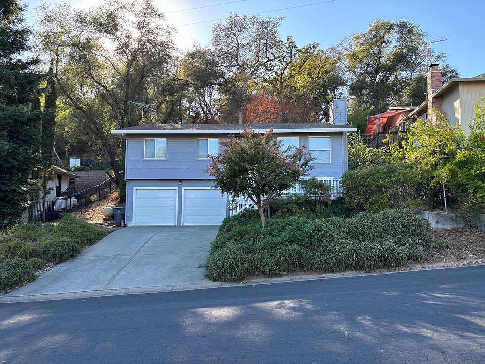 1st image of 3850 N Lakeshore Blvd