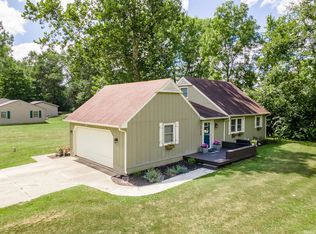 2140 E Gump Rd, Fort Wayne, IN 46845