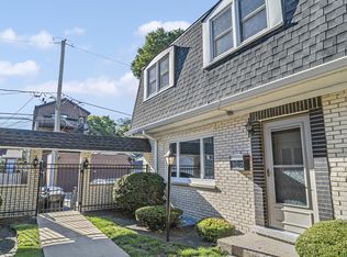 7324 N Bell Ave, Chicago, IL 60645