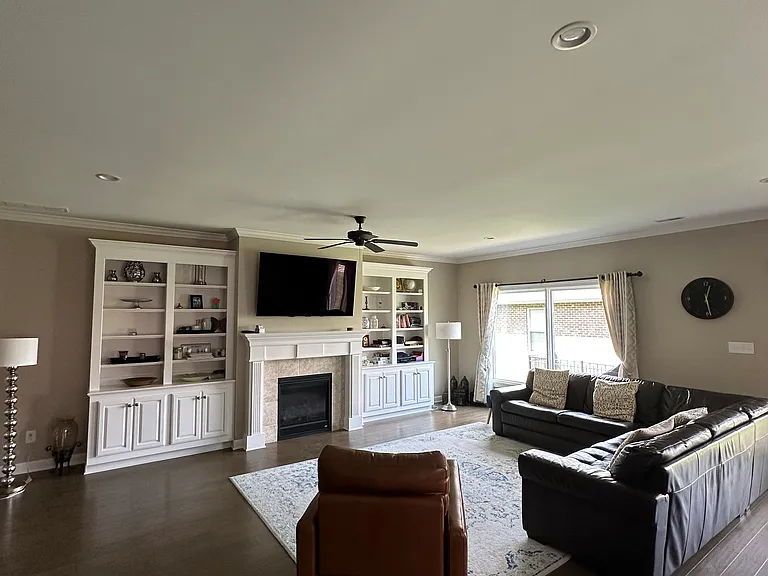 1100 Helm Place Ln — Photo 8