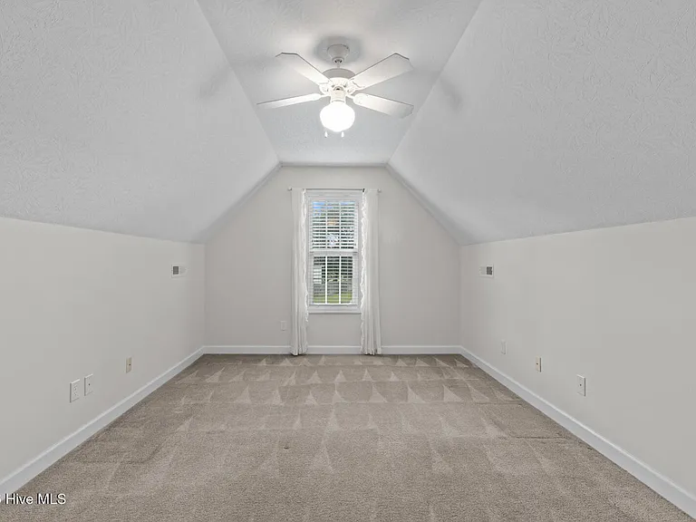 38 Amber Ct — Photo 22
