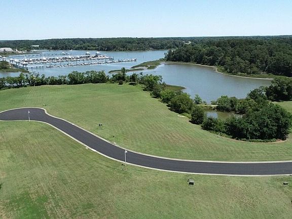 2nd image of 10 Waters Edge Dr #10