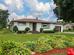 12310 Price Rd, Hebron, IL 60034