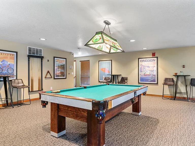 Pool table