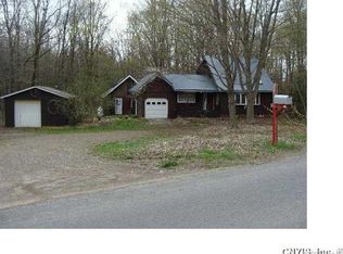 911 Red School House Rd, Fulton, NY 13069