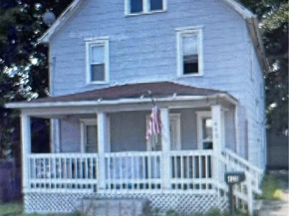 422 Cuyahoga St, Akron, OH 44310