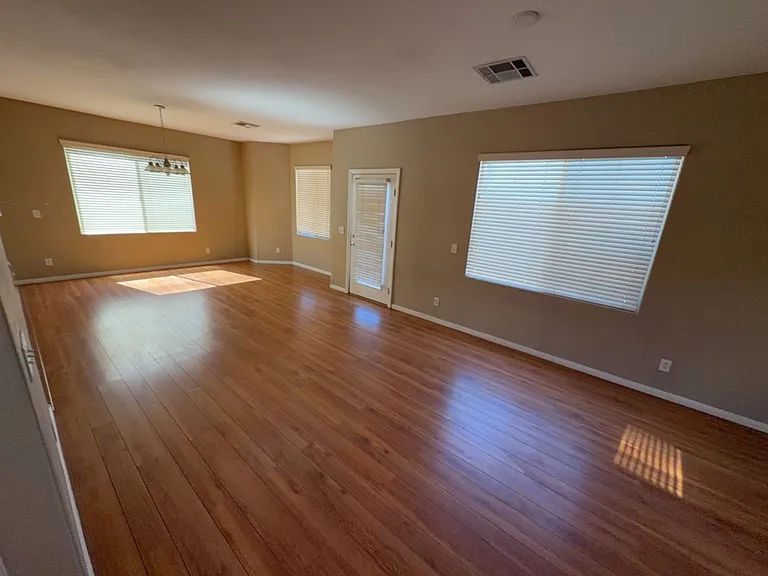 10750 Avenzano St — Photo 2