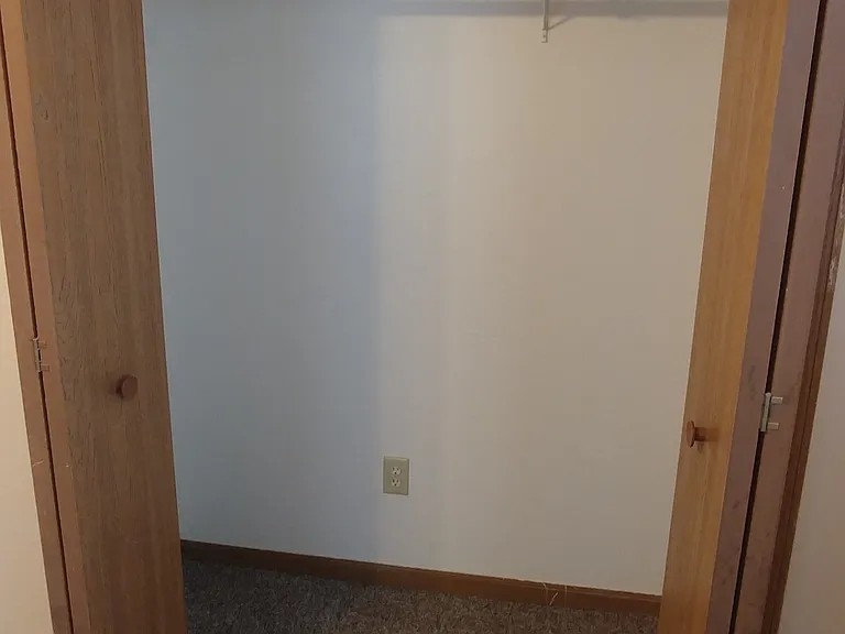 207 N Elm St #207 — Photo 23