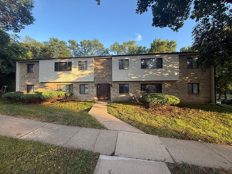 1st image of 4600 Applewood Ave #4
