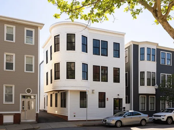 322 Bunker Hill St APT 2, Boston, MA 02129