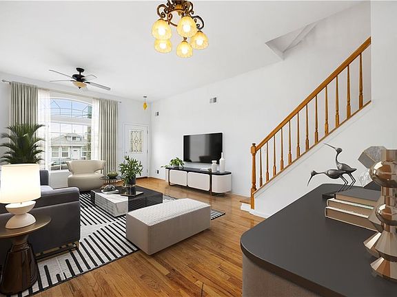 4th image of 362 Grimsby St