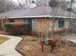 641 River Rd, Hattiesburg, MS 39401