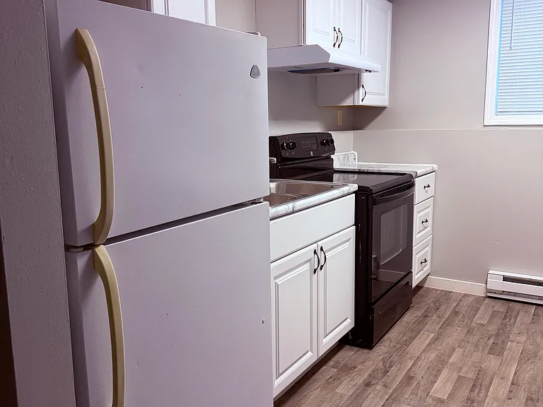 209 Park St #4 — Photo 5