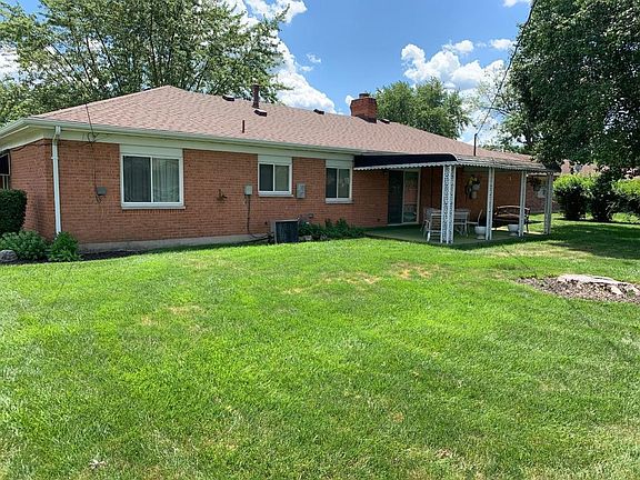 4th image of 613 Bradfield Dr