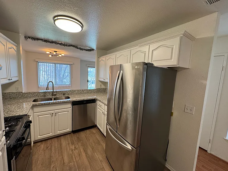 2410 N Towne Ave #53 — Photo 8