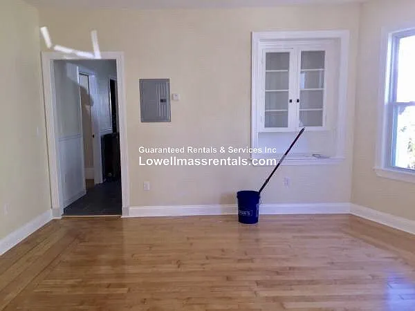 1211 Middlesex St #1 — Photo 5