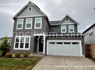 3928 SE 77th Ave, Hillsboro, OR 97124