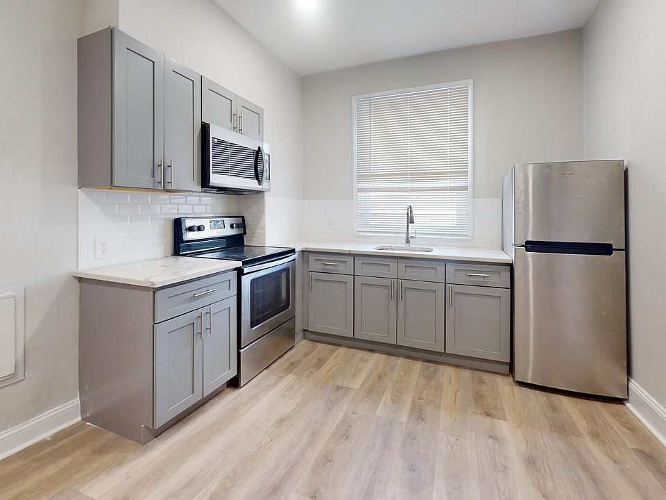 1st image of 2612 South St Floor 1