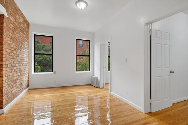 Rented by Compass | media 7