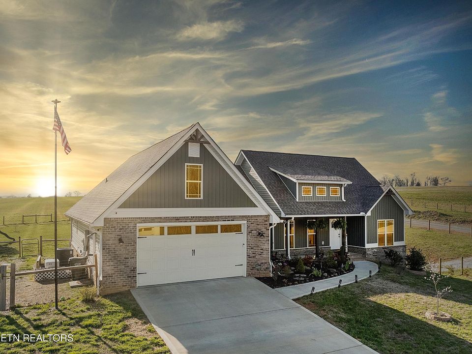 1st image of 279 Lakeside Meadows Cir