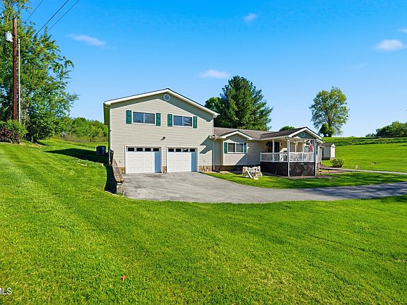 2nd image of 2222 Shenandoah Dr