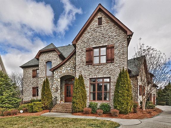 2nd image of 6909 Colonial Rea Ct