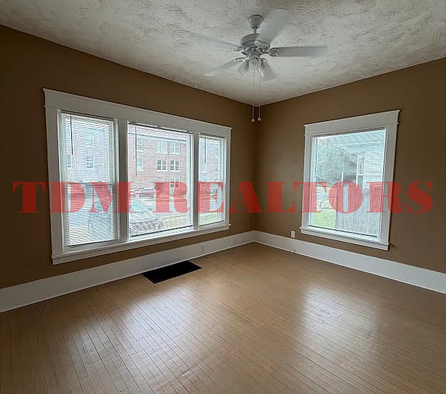 419 Clinton St #419 — Photo 11