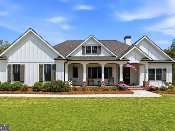 326 Masons Way, Waleska, GA 30183