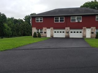 40 Anthony Ln #A, Albany, NY 12205